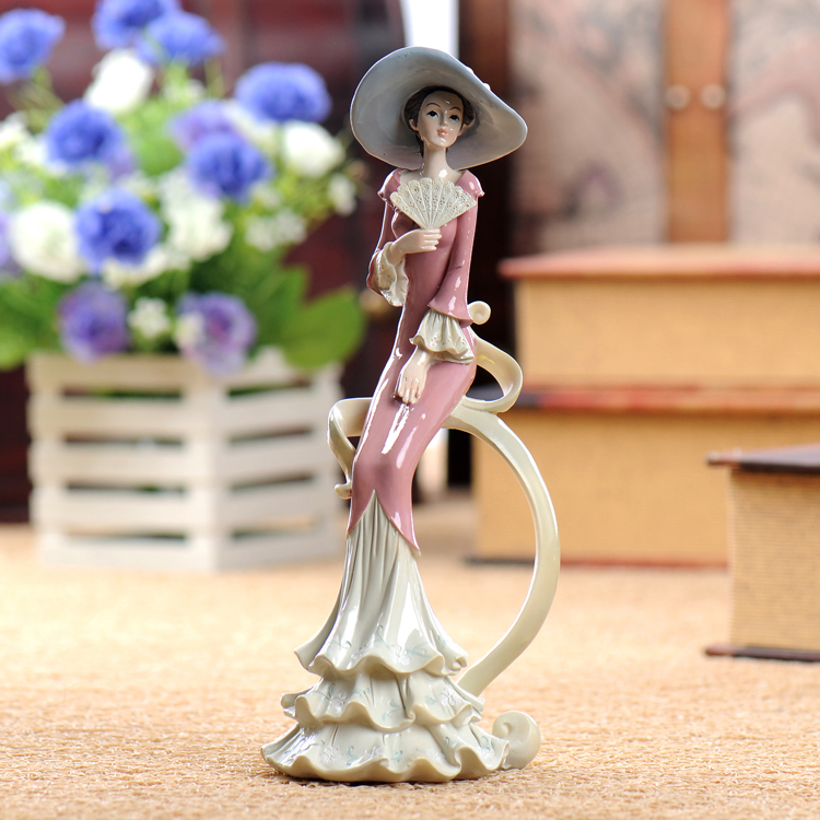 Estatuas de Resina Europeas de - Office Furniture Brands reseña y precio
